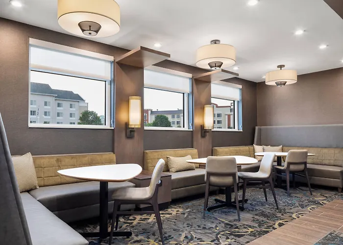 By Marriott East Hotel Peoria