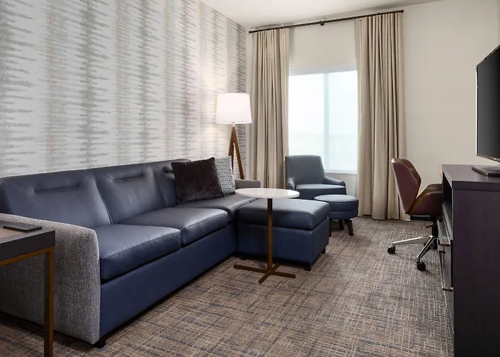 By Marriott East Hotel Peoria